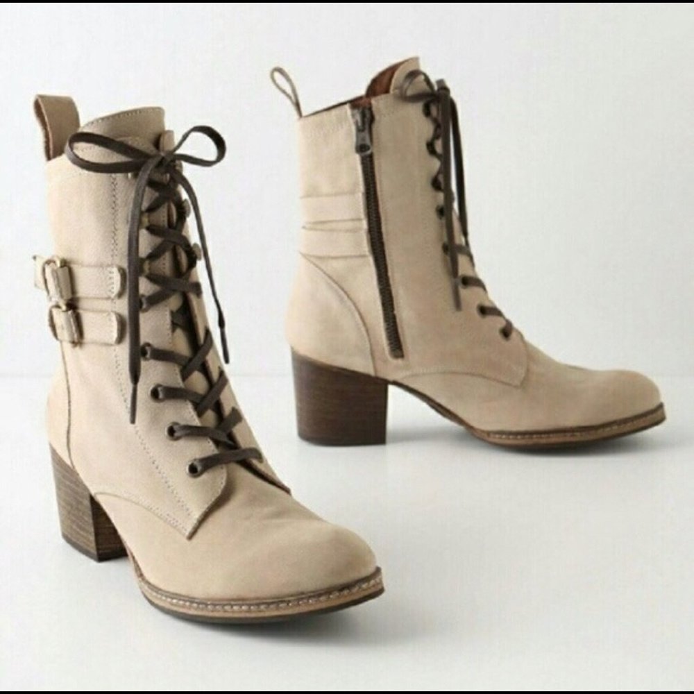 HOLDING HORSES Paddock Kiltie Roper Leather Boots